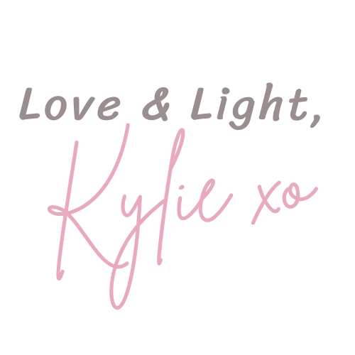 Loge + Light, Kylie xo